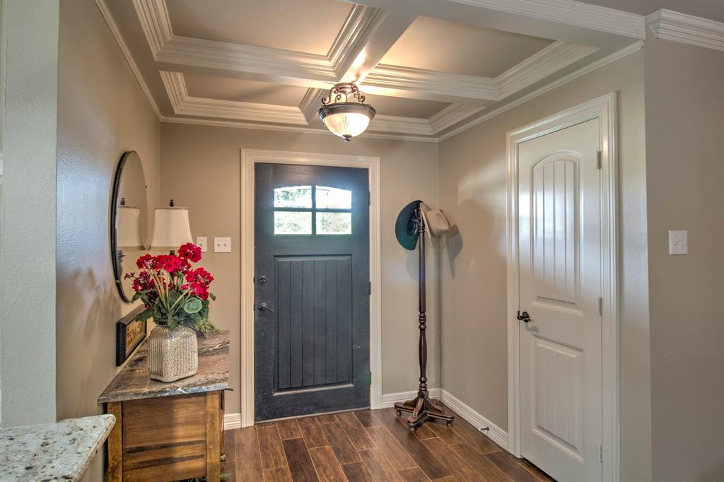 112 Sequoya Drive Property Photo 4