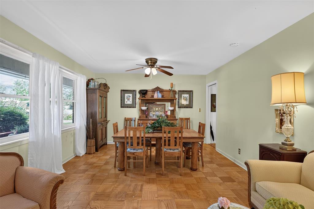 326 Meadowbrook Lane Property Photo 7