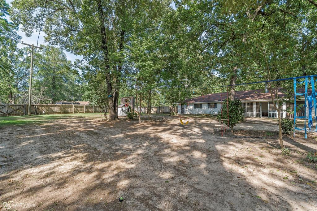 284 Chrislo Drive Property Photo 33