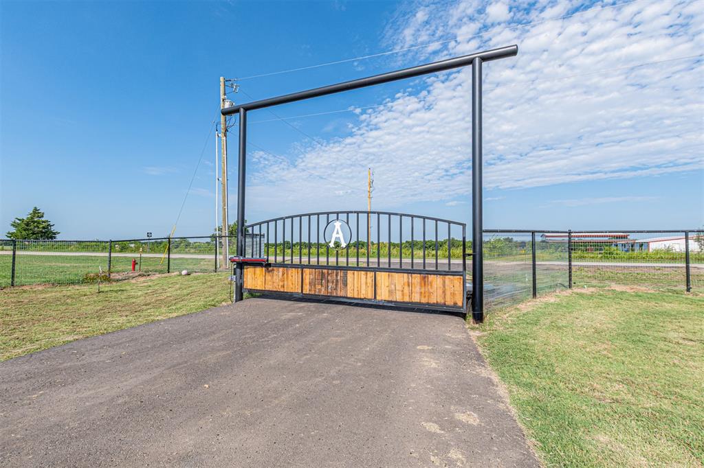4340 Fm 1563 Property Photo 10