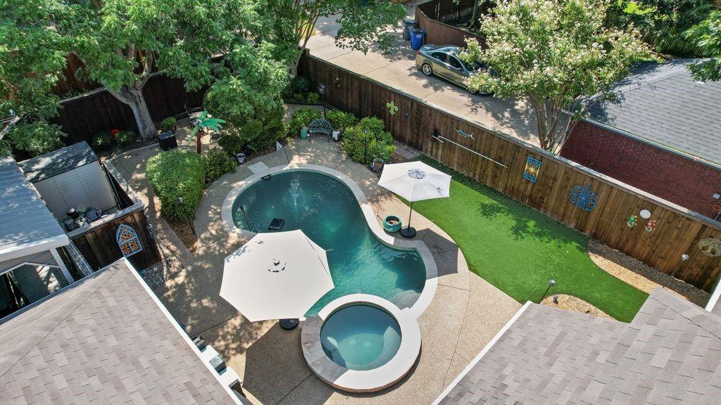 763 Livingston Drive Property Photo 6