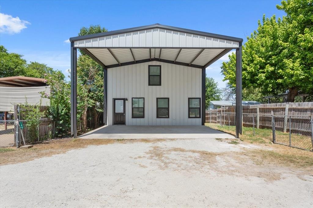 108 Private Road 127