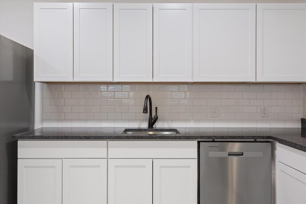 108 Private Road 127 Property Photo 16