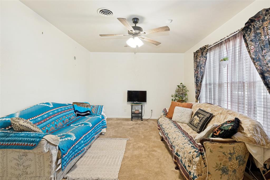 1012 Rosebud Drive Property Photo 7