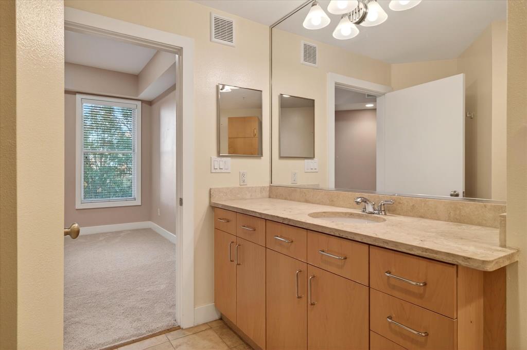5055 Addison Circle 409 Property Photo 11