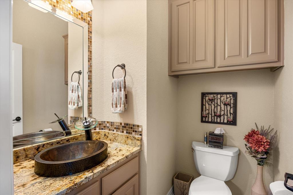 6410 Westover Drive Property Photo 24