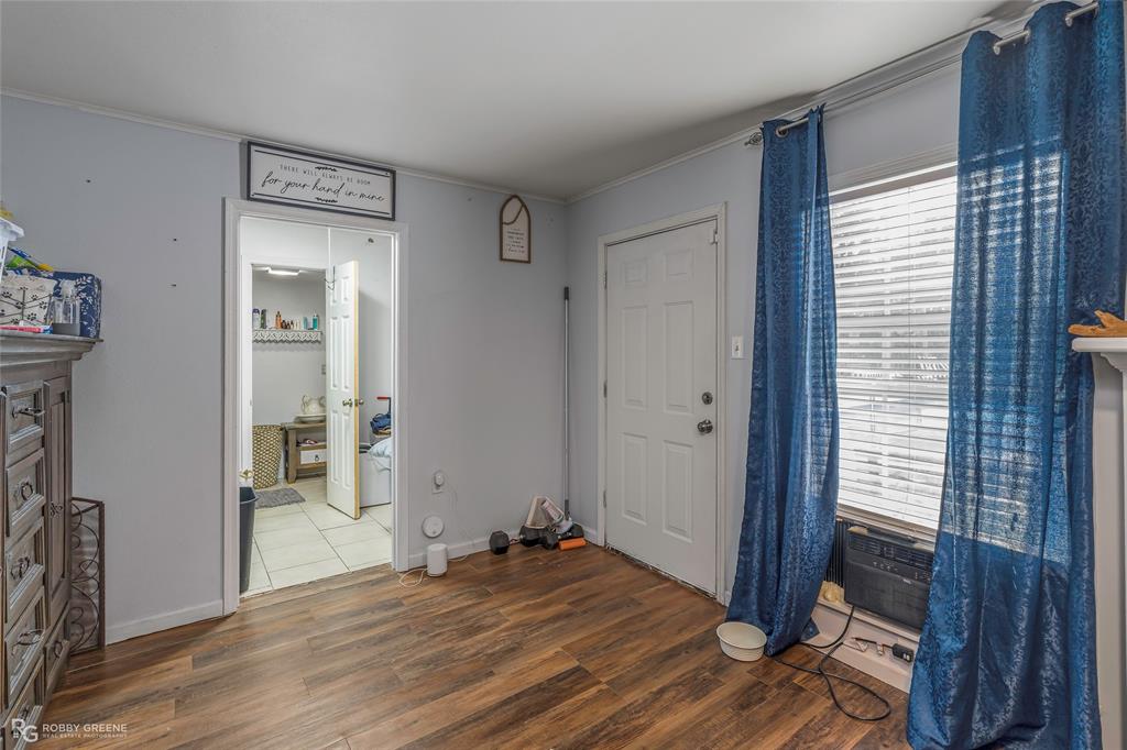 522 N Main Street Property Photo 17