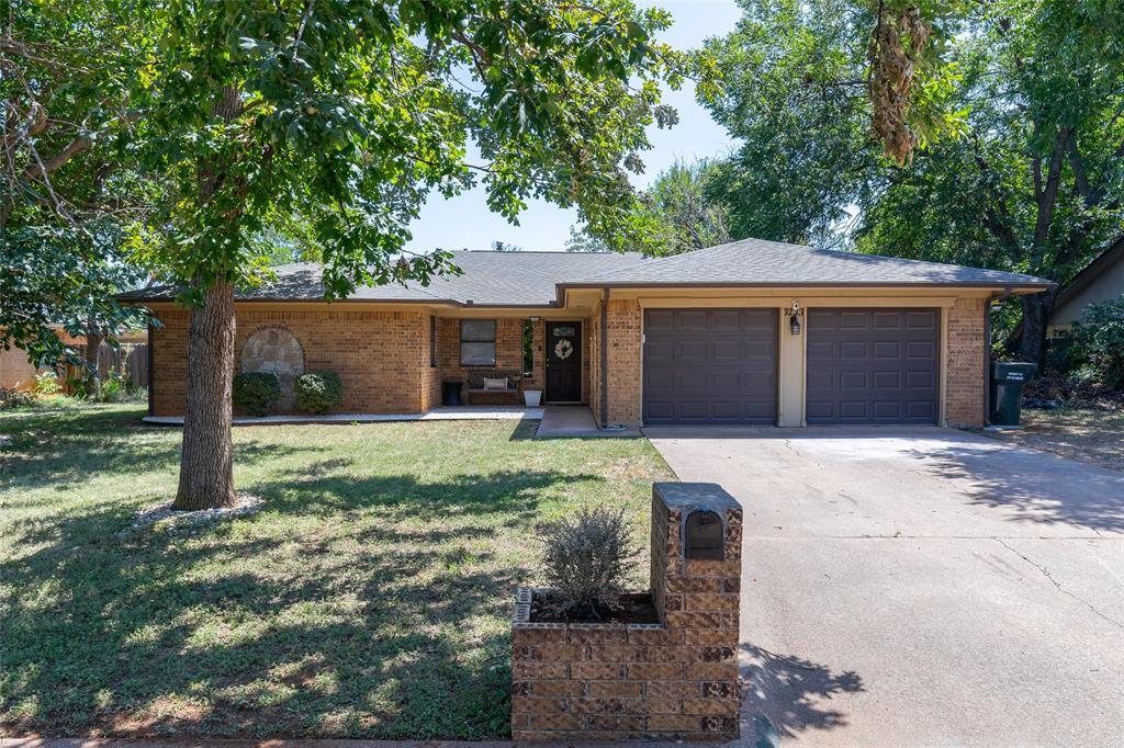 3233 Pheasant Drive Property Photo 1
