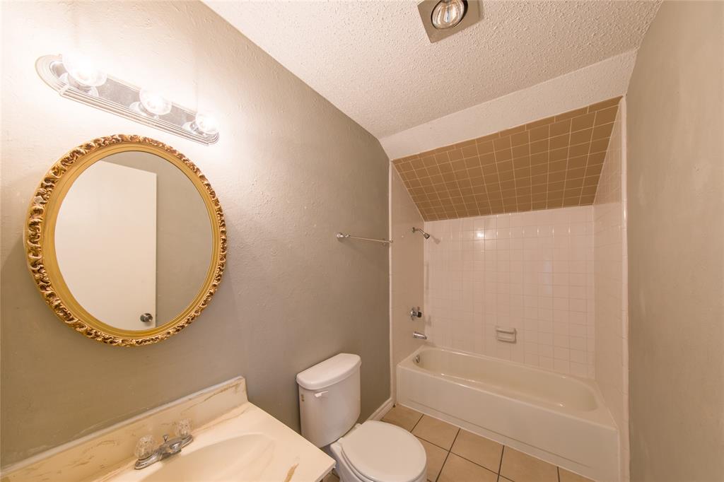 2814 Lancer Lane Property Photo 21