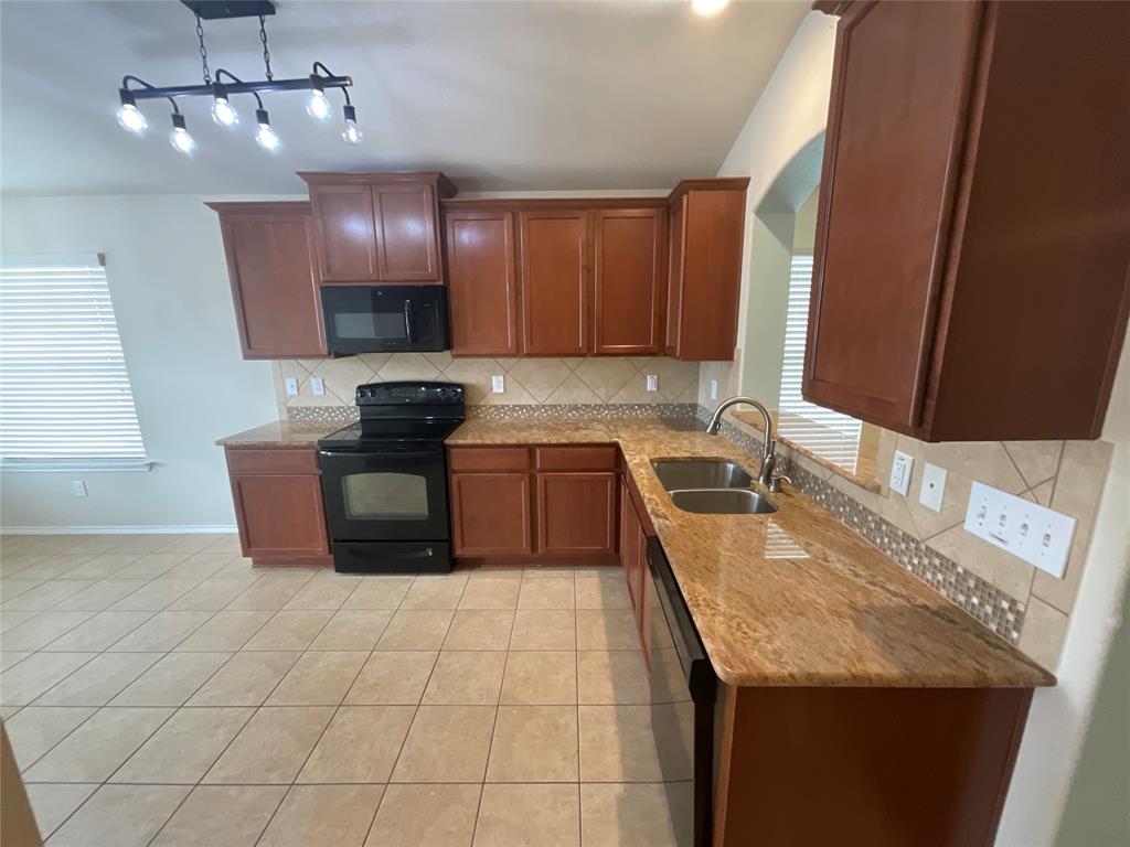 9916 Orion Drive Property Photo 12