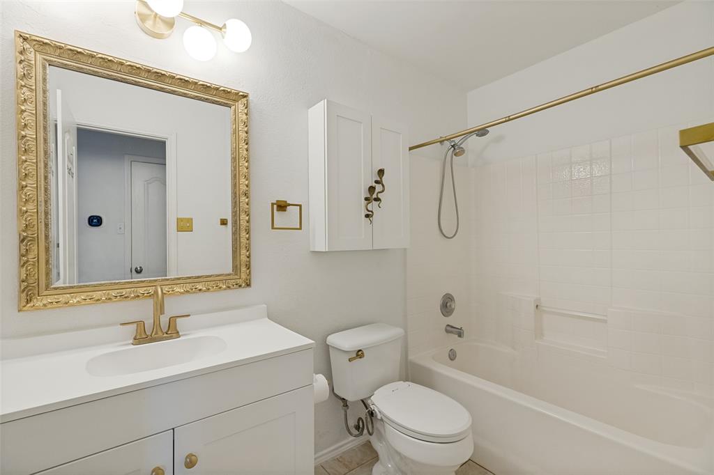 905 Larkspur Drive Property Photo 17