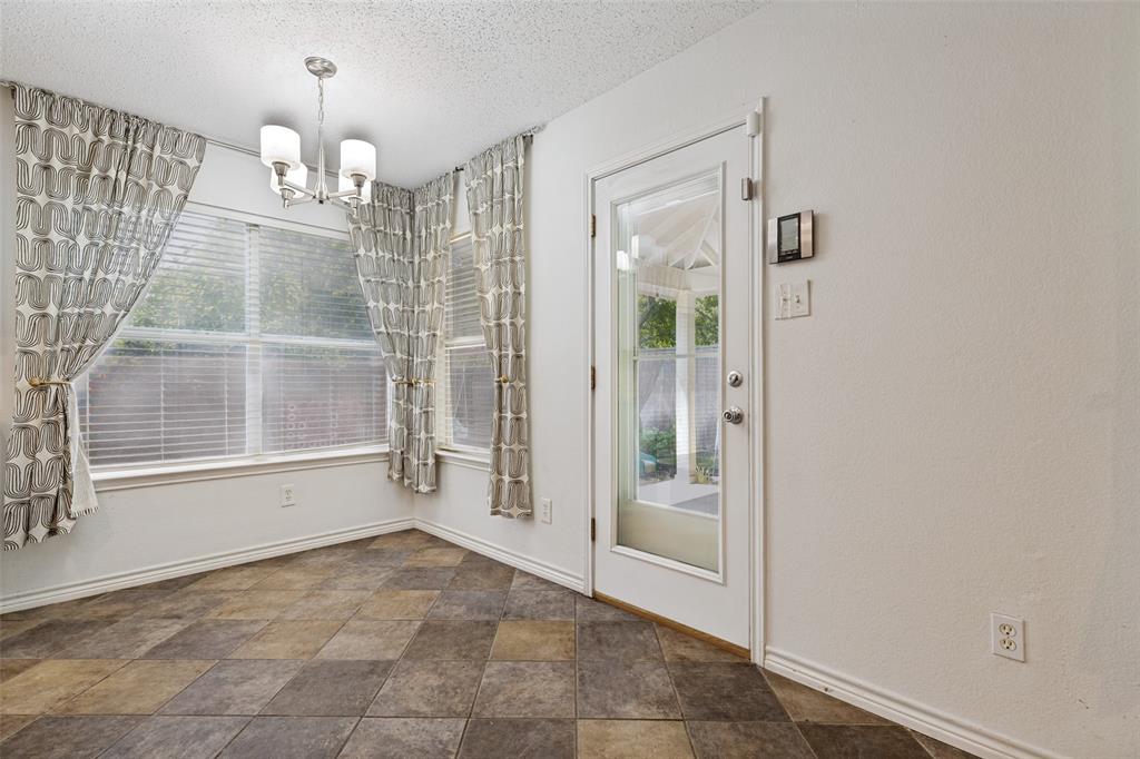 905 Larkspur Drive Property Photo 22
