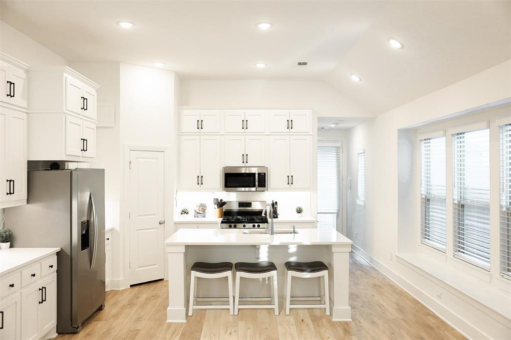 3819 Talisker Boulevard Property Photo 12