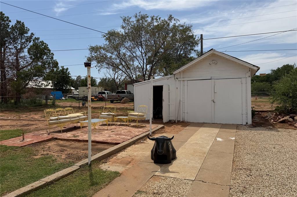 1212 8th Street Property Photo 11