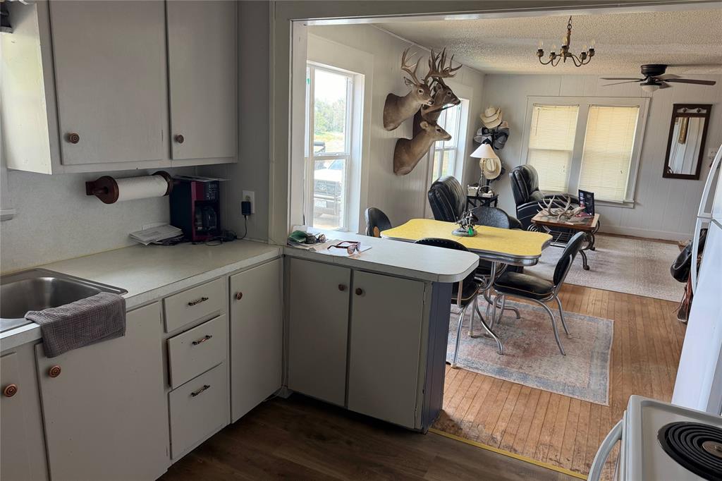 1212 8th Street Property Photo 15