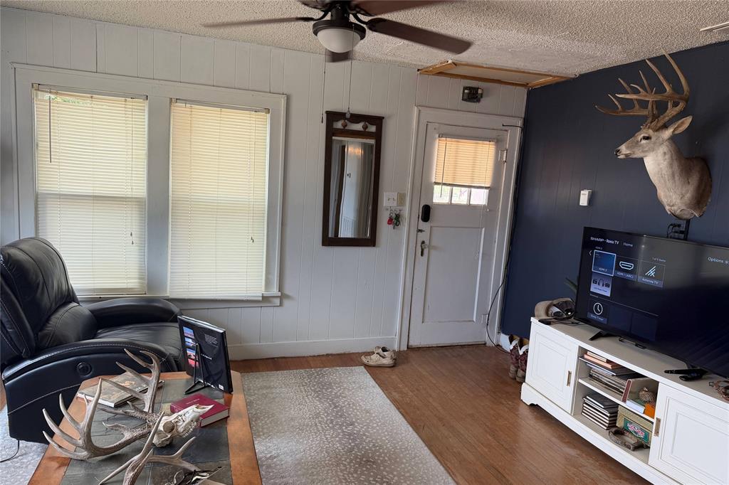 1212 8th Street Property Photo 17