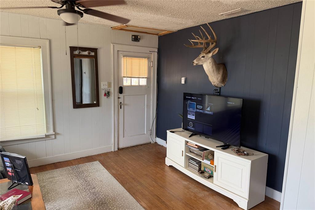 1212 8th Street Property Photo 18