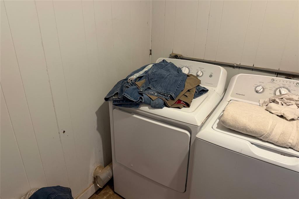 1212 8th Street Property Photo 33