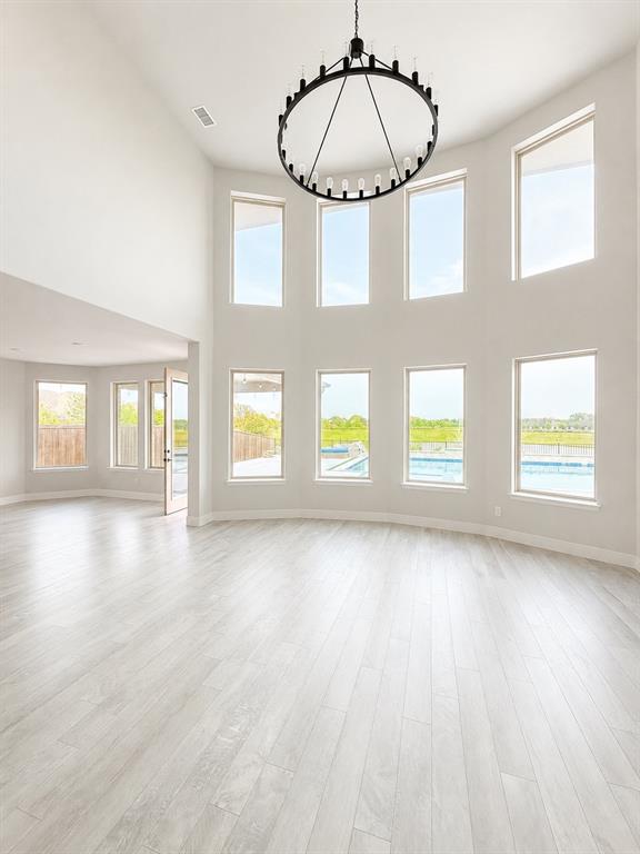 2016 Binns Drive Property Photo 7
