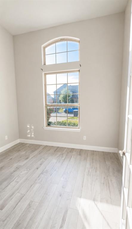 2016 Binns Drive Property Photo 9
