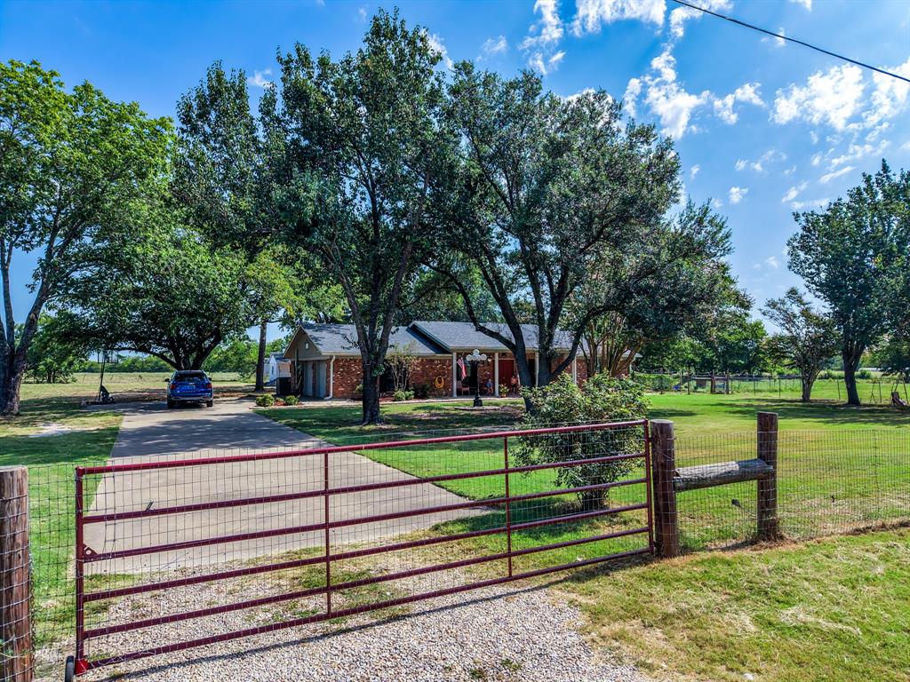 2767 County Road 1112 Property Photo 1