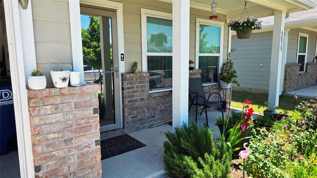 5815 Rock Maple Drive Property Photo 3