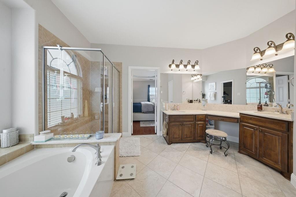 3601 Sparkling Drive Property Photo 12