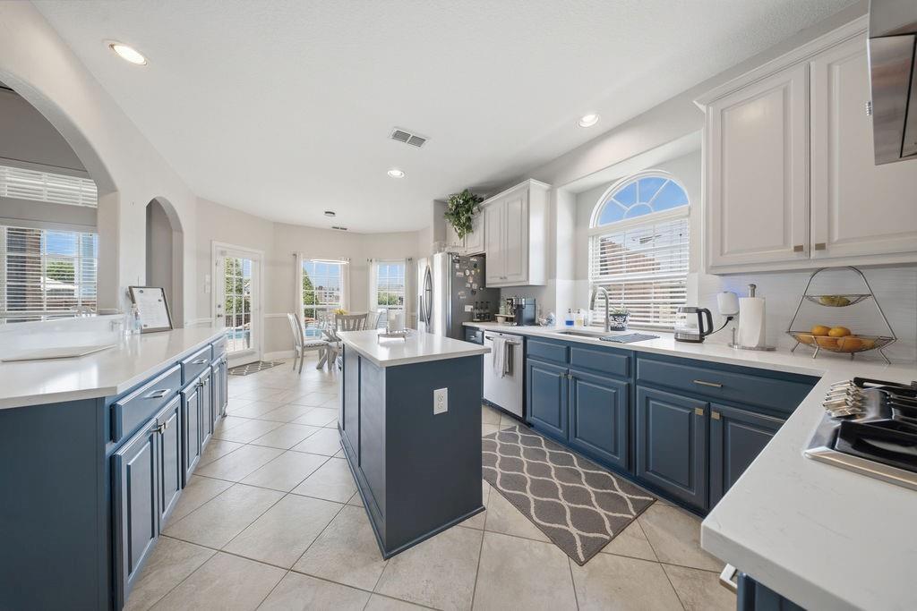 3601 Sparkling Drive Property Photo 16