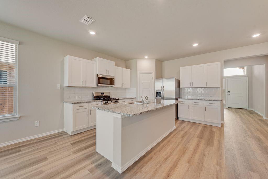 15944 Stableford Road Property Photo 4