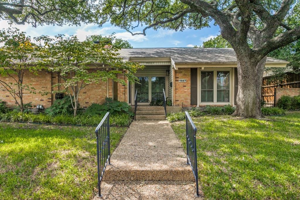 9807 Airline Road Property Photo 2