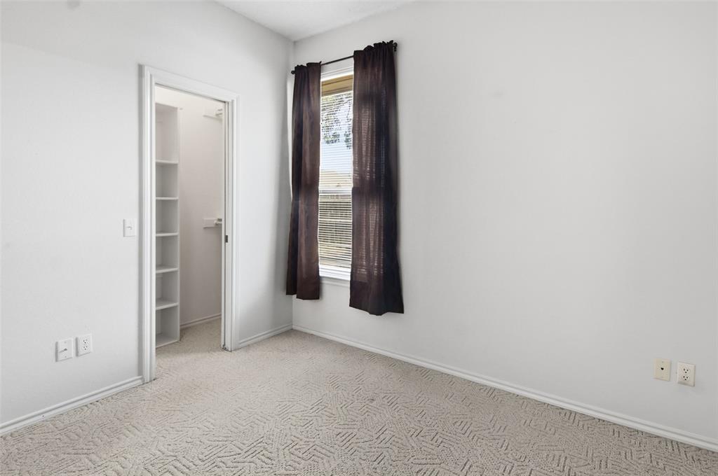 937 Heather Court Property Photo 16