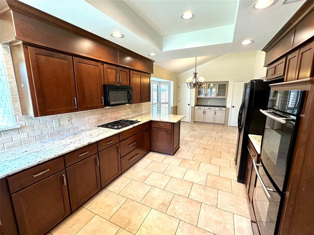 6513 Elkhurst Drive Property Photo 5