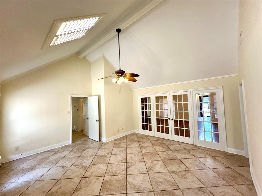 6513 Elkhurst Drive Property Photo 9