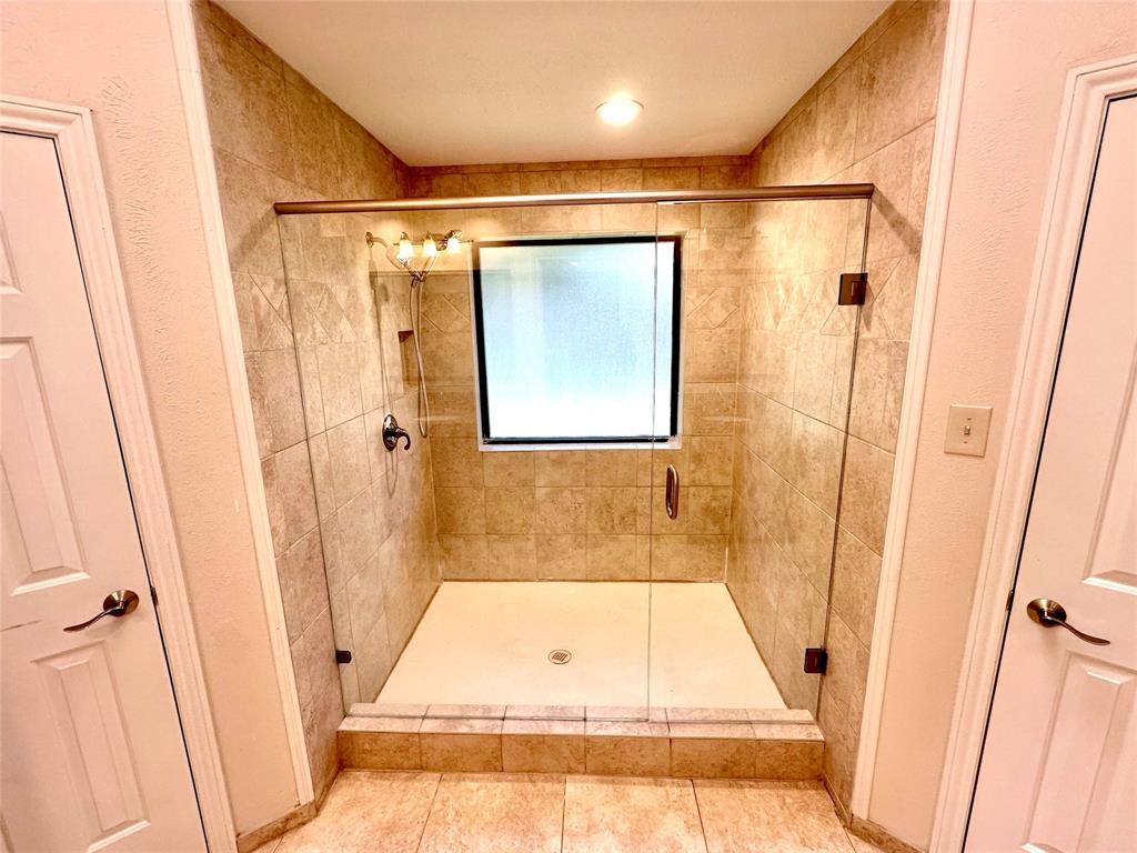 6513 Elkhurst Drive Property Photo 14