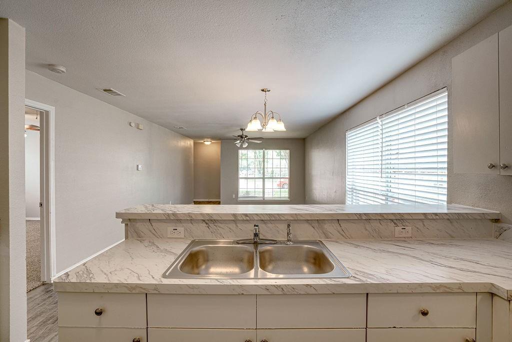 2767 Oak Bend Lane Property Photo 13