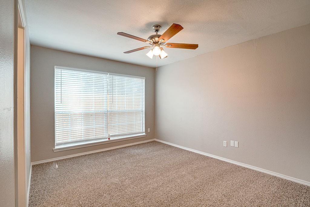 2767 Oak Bend Lane Property Photo 16