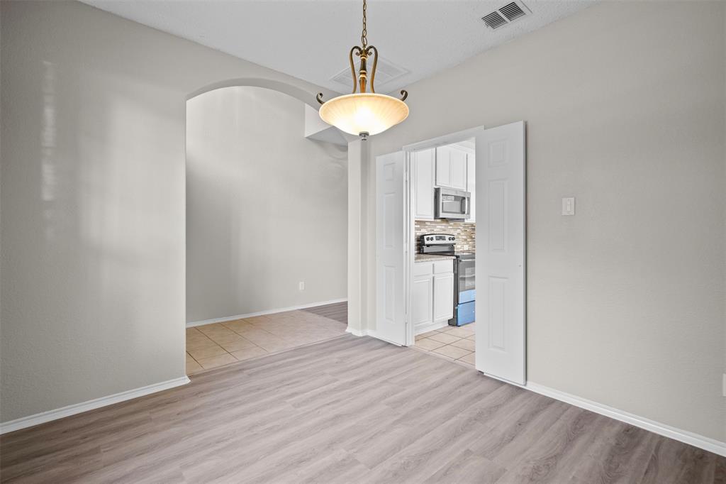 7145 Waterlily Lane Property Photo 4