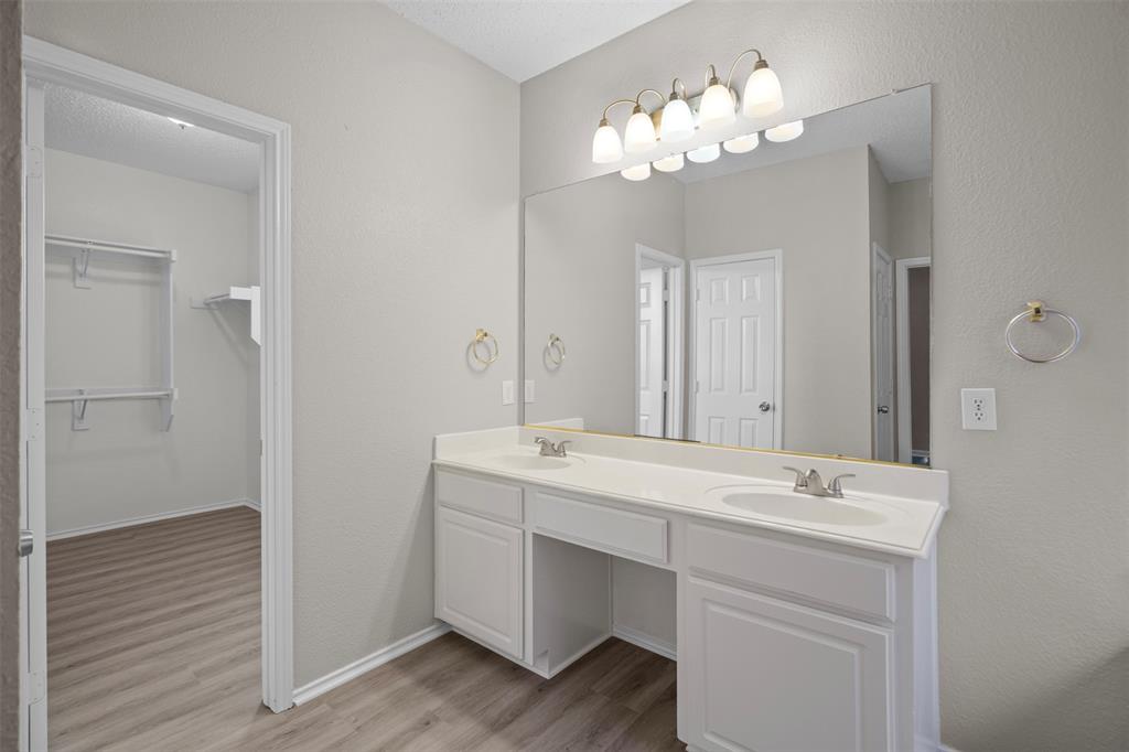 7145 Waterlily Lane Property Photo 14