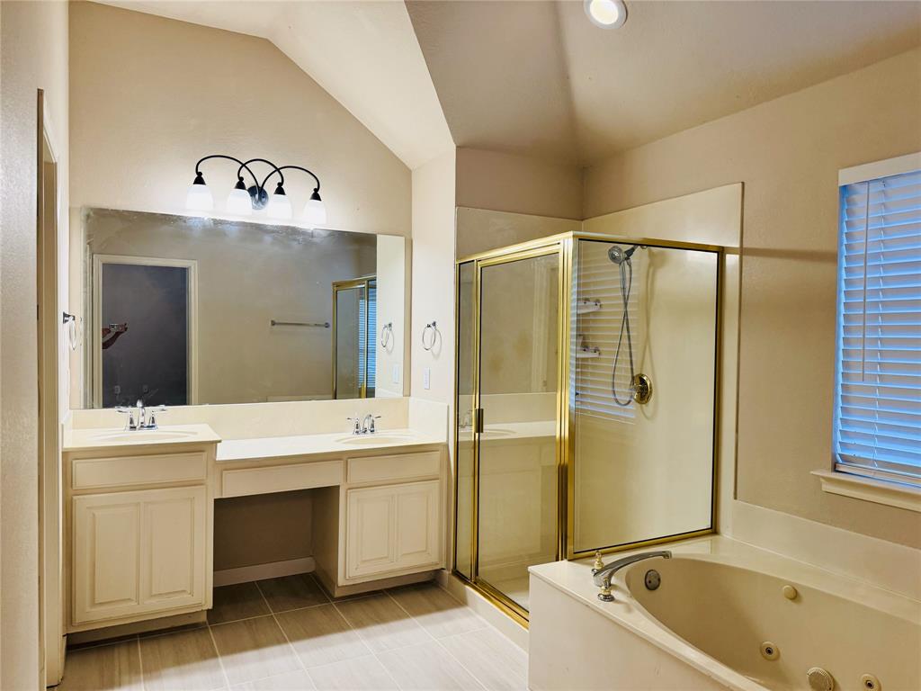215 Springpark Drive Property Photo 10