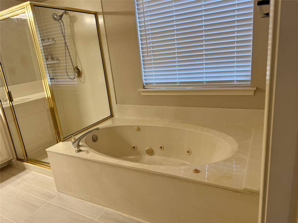 215 Springpark Drive Property Photo 12