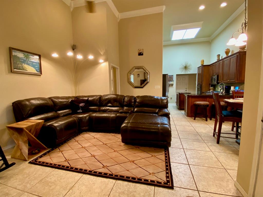 210 Ranchgate Trail Property Photo 15