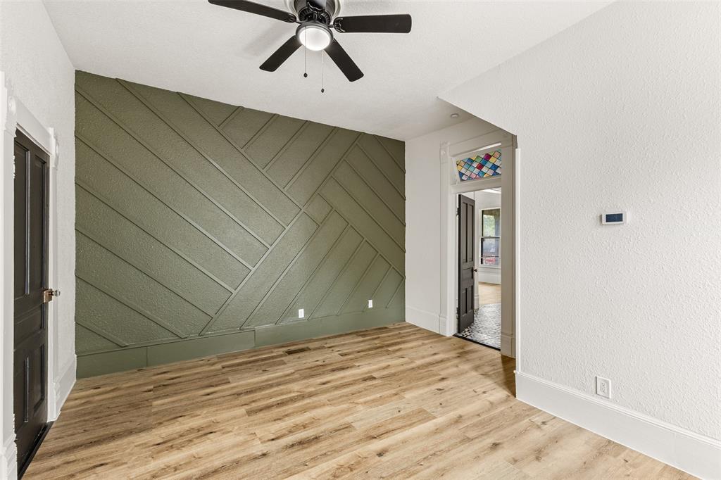 1005 N Trinity Street Property Photo 15