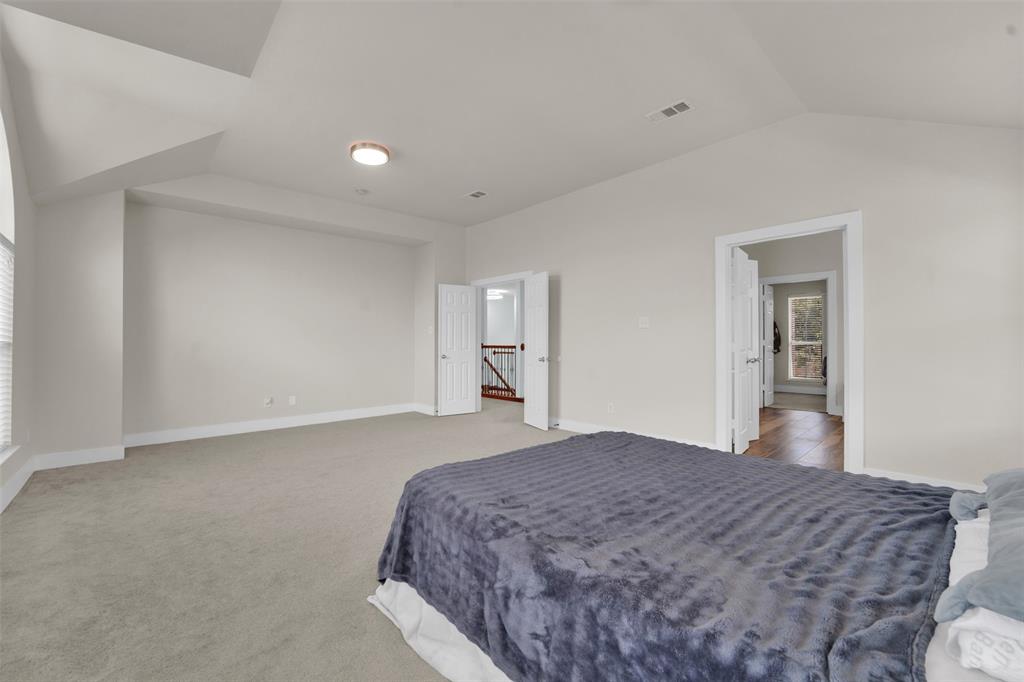 615 Lone Ridge Way Property Photo 21