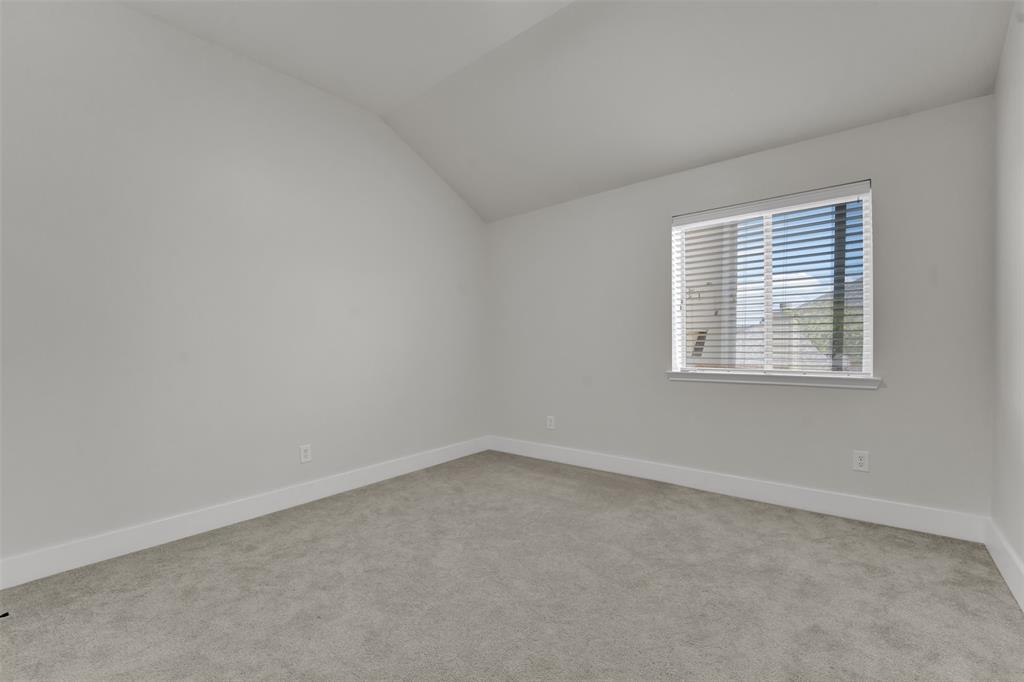 615 Lone Ridge Way Property Photo 26