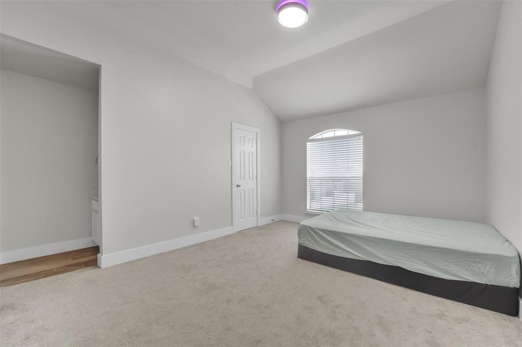 615 Lone Ridge Way Property Photo 29
