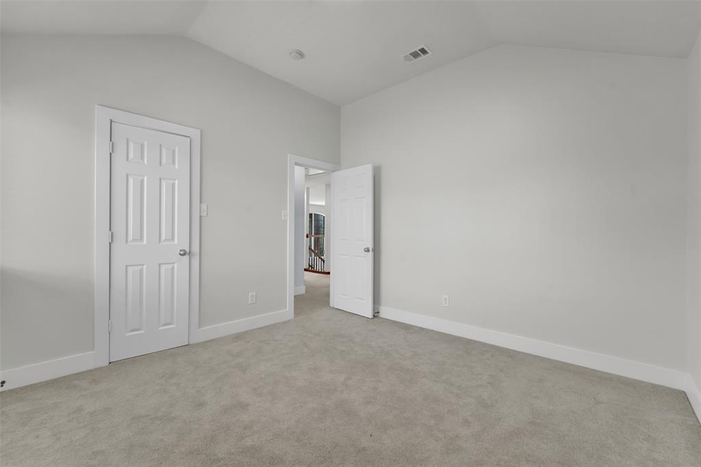 615 Lone Ridge Way Property Photo 30