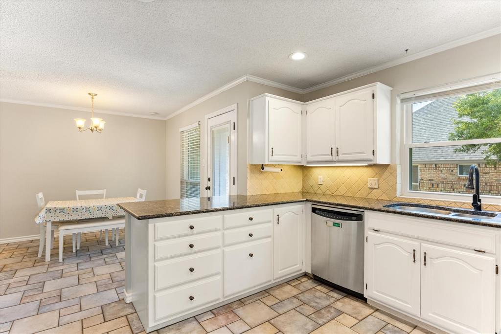 6105 Belvidere Circle Property Photo 17