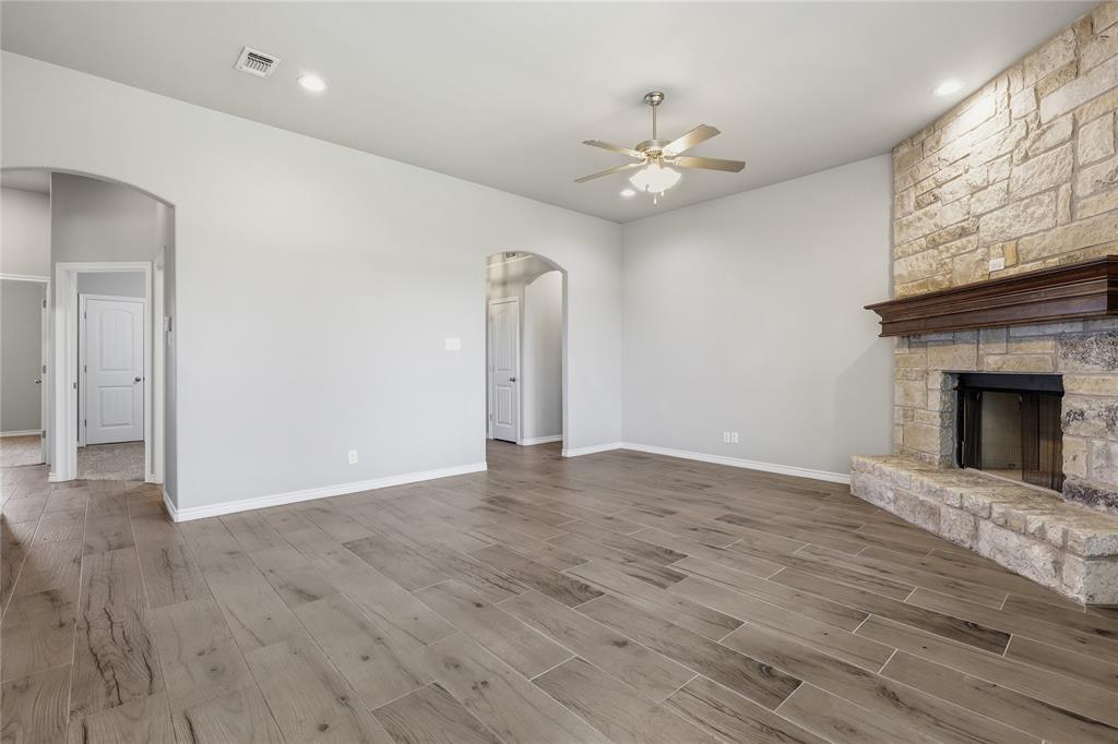 451 Silverton Drive Property Photo 7