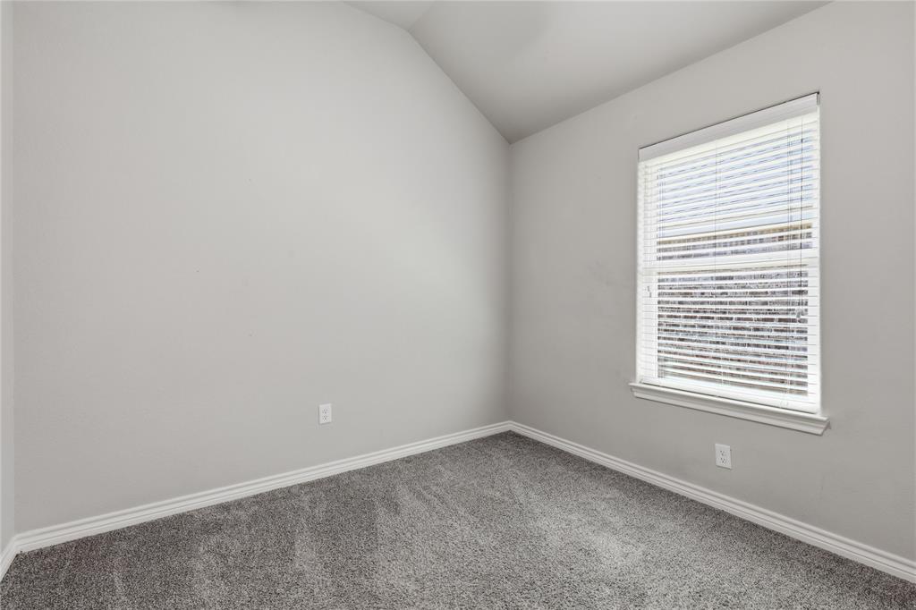 451 Silverton Drive Property Photo 18