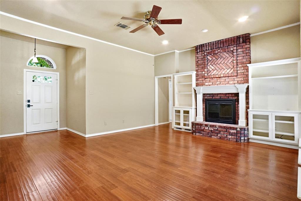 1321 Oak Harbor Boulevard Property Photo 2